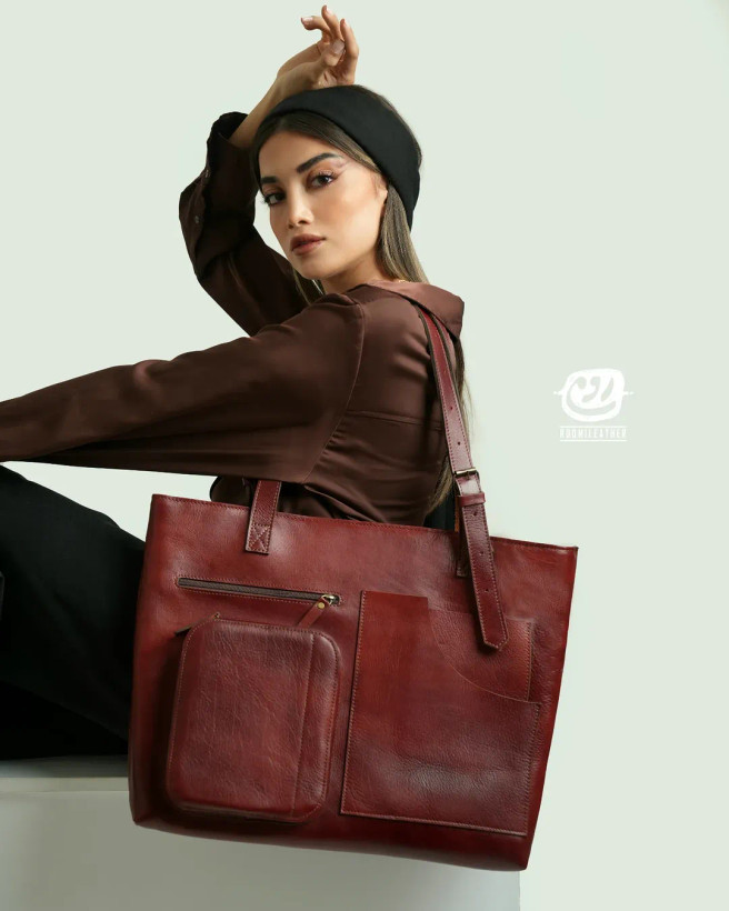 کیف زنانه دوشی چرم رومی مدل مهربان